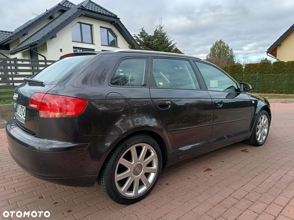 Audi A3 Sportback 2.0 TDI Ambiente - 5