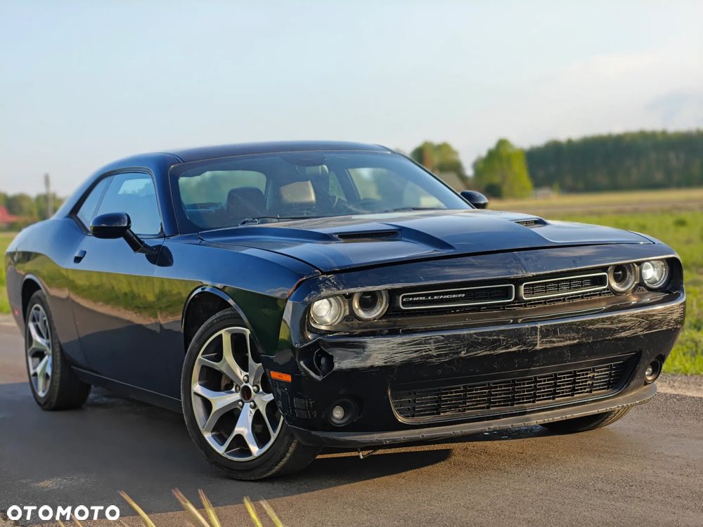 Dodge Challenger 3.6 SXT Plus - 3