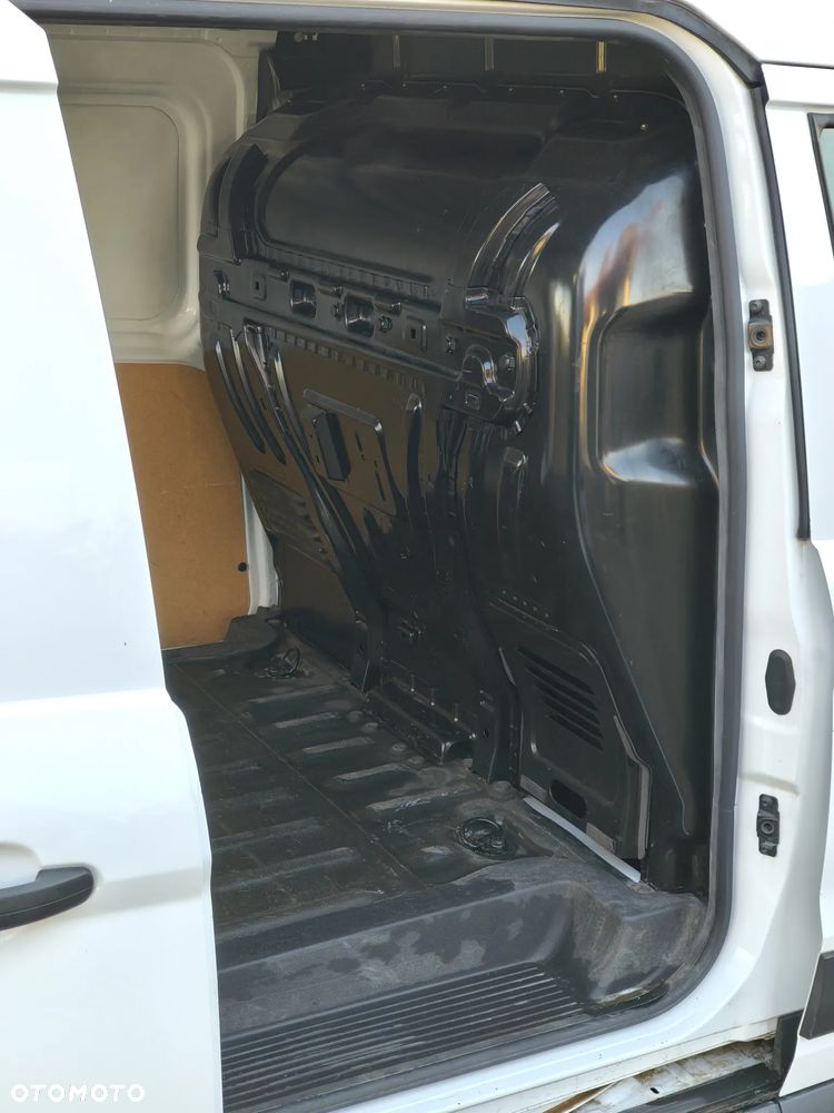 Ford Transit Connect - 16