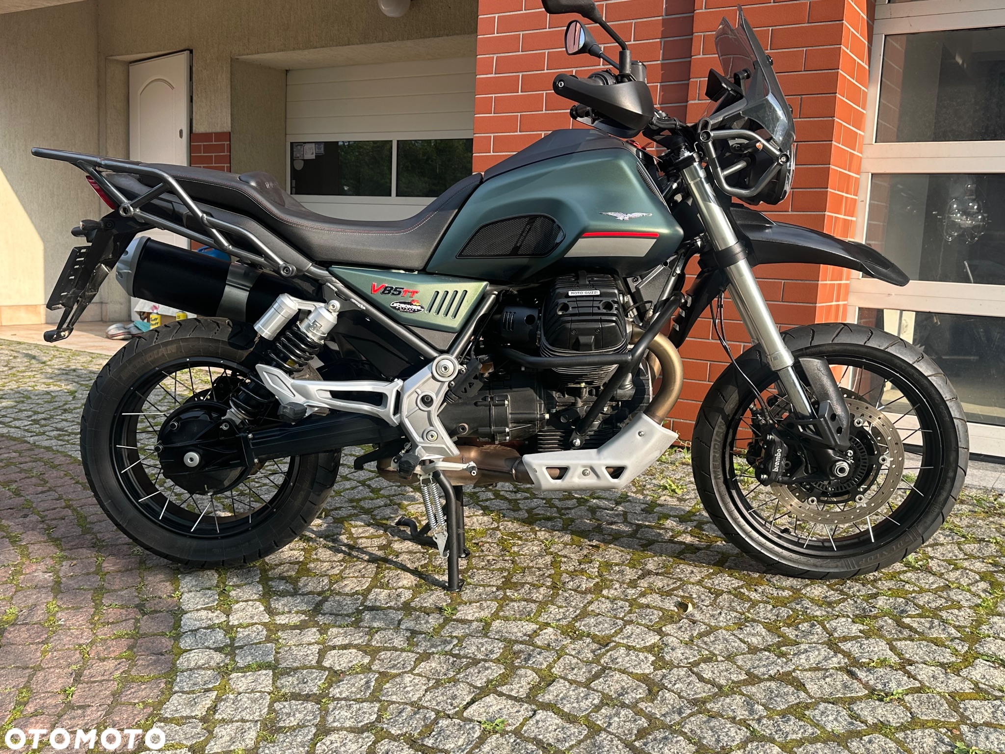 Moto Guzzi V85 - 36