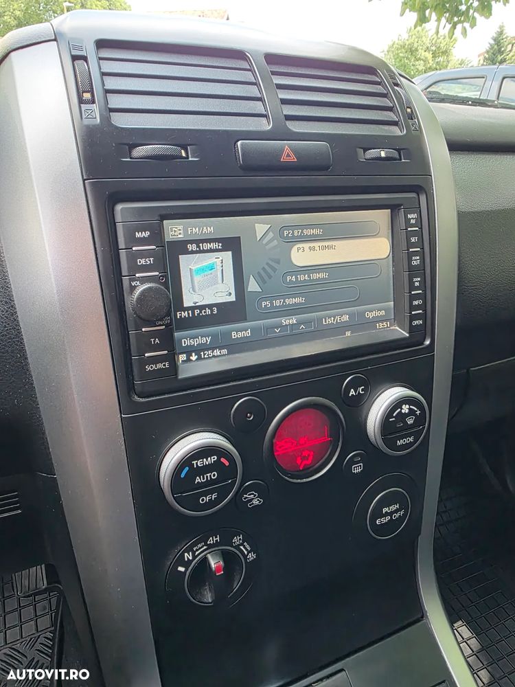 Suzuki Grand Vitara 1.9 DDIS JLX Navi - 13