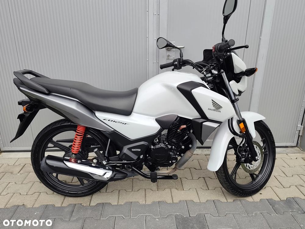 Honda CBF - 9