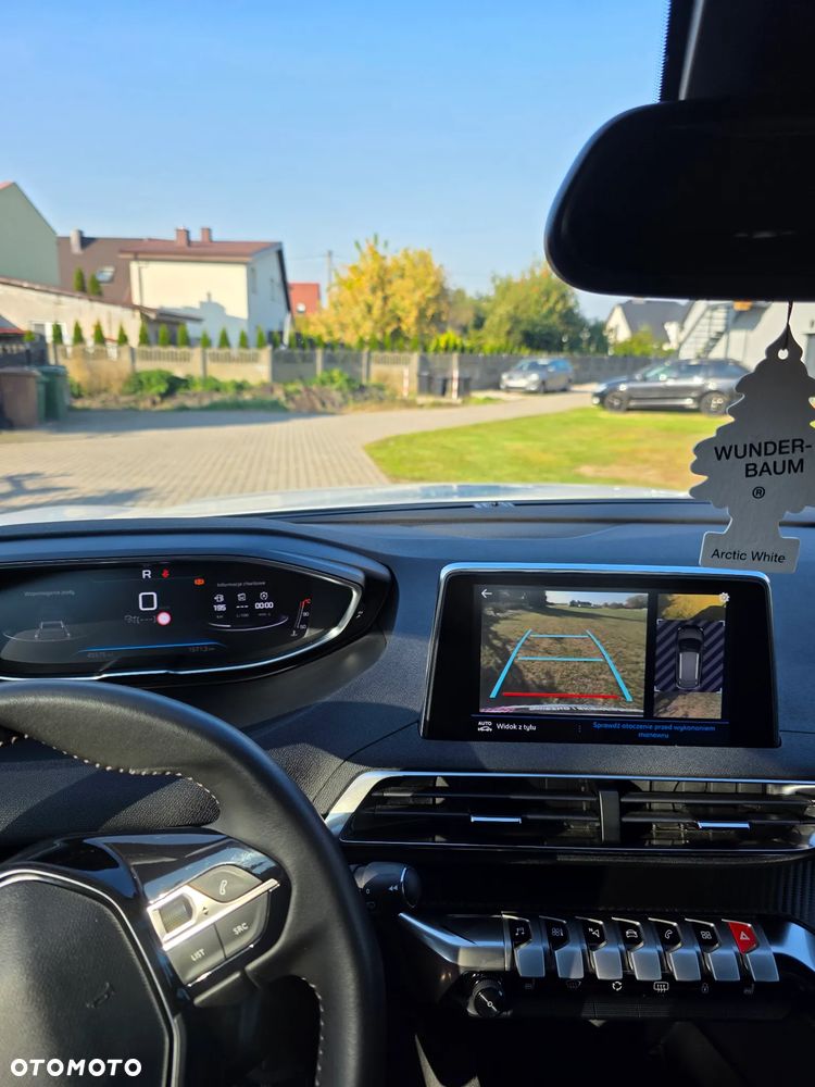 Peugeot 3008 1.5 BlueHDi Allure S&S EAT8 - 17