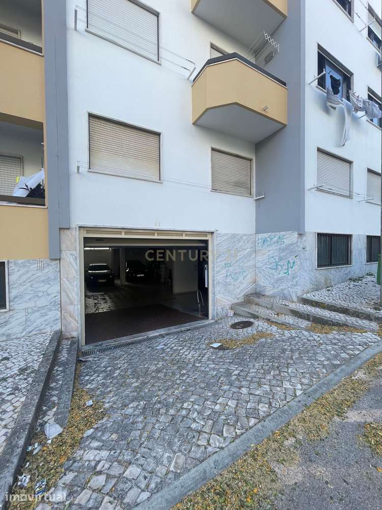 Venda de Garagem – Estacionamento Coberto - QUELUZ - Grande imagem: 4/5