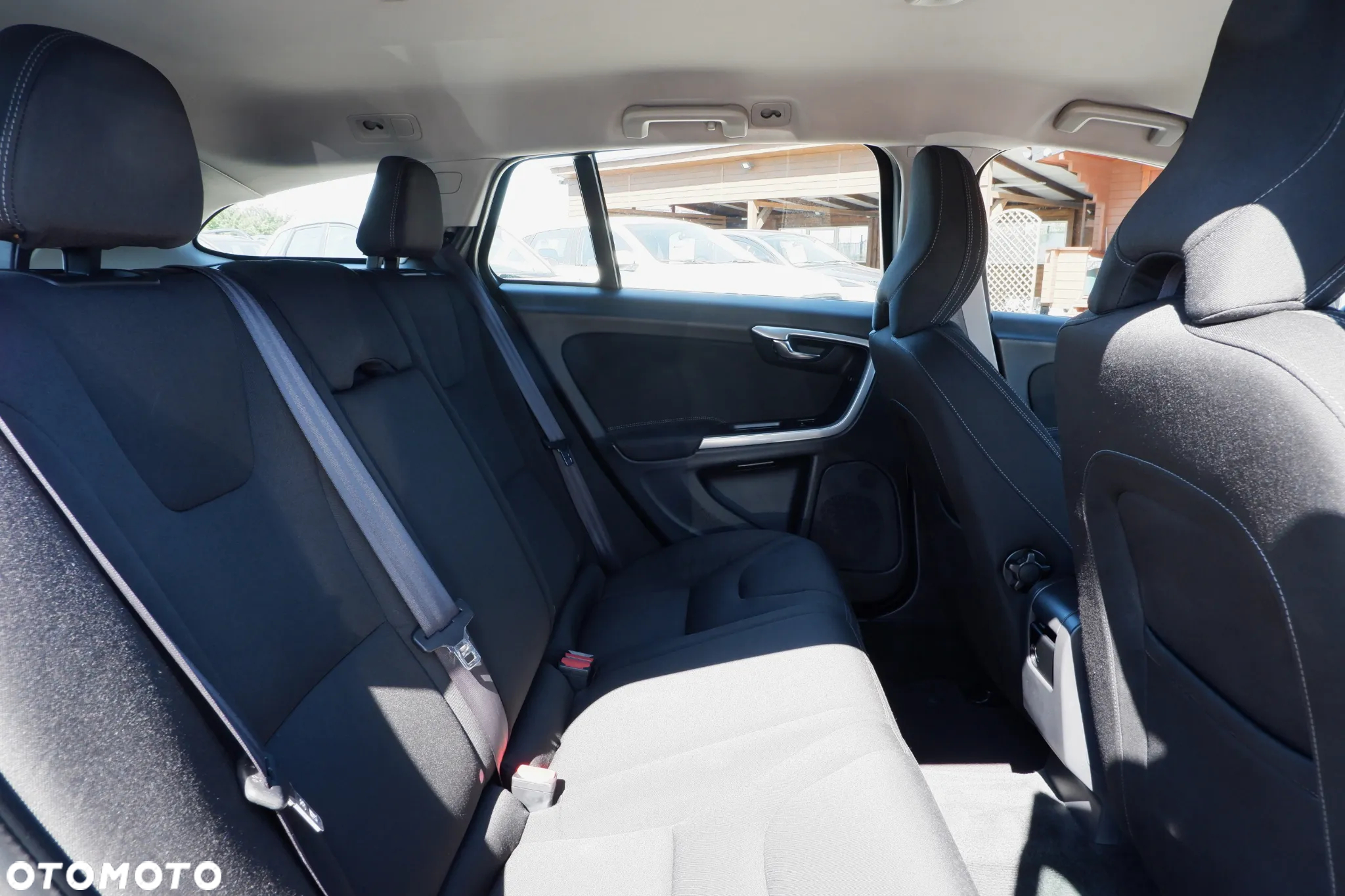 Volvo V60 D3 Geartronic Kinetic - 11