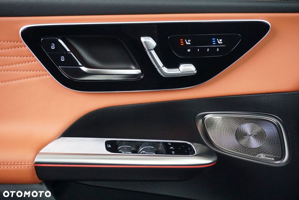 Mercedes-Benz GLC - 17