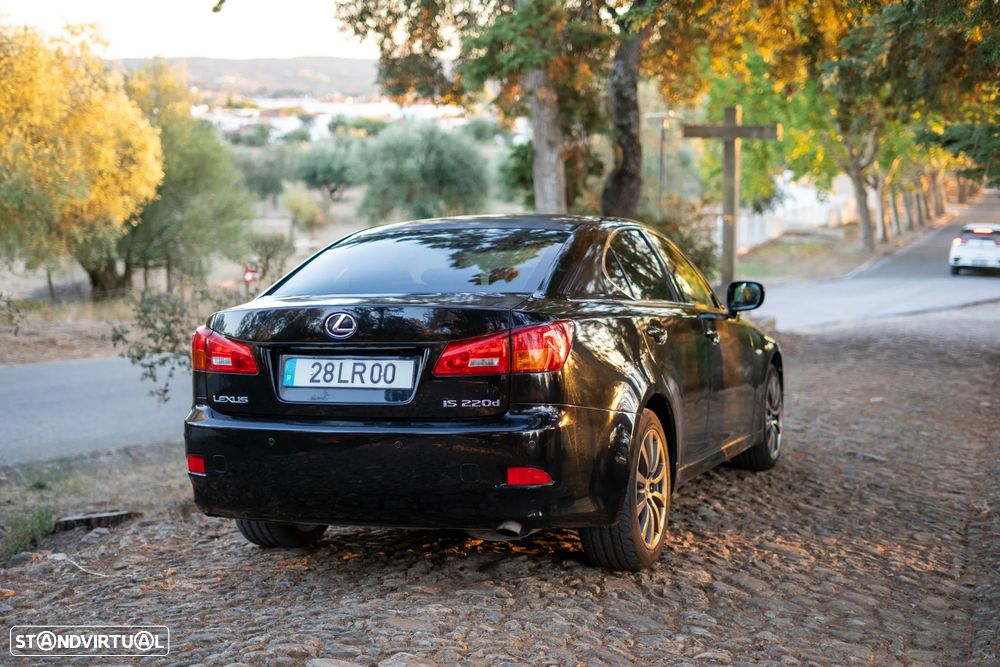 Lexus IS 220 - 2