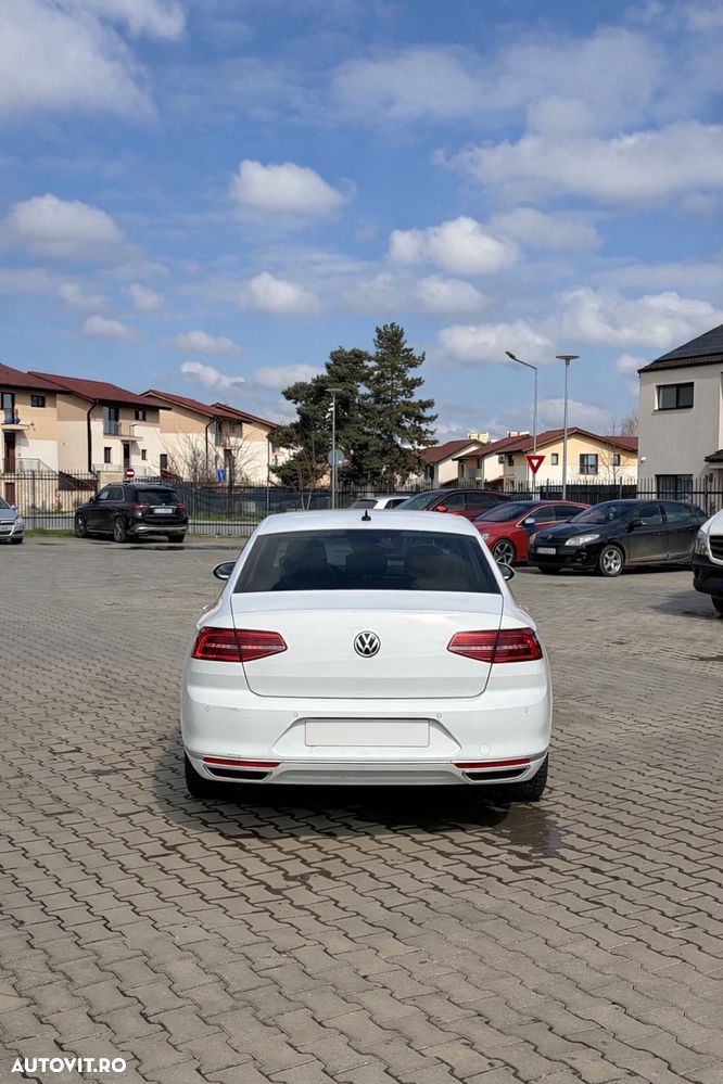 Volkswagen Passat - 7