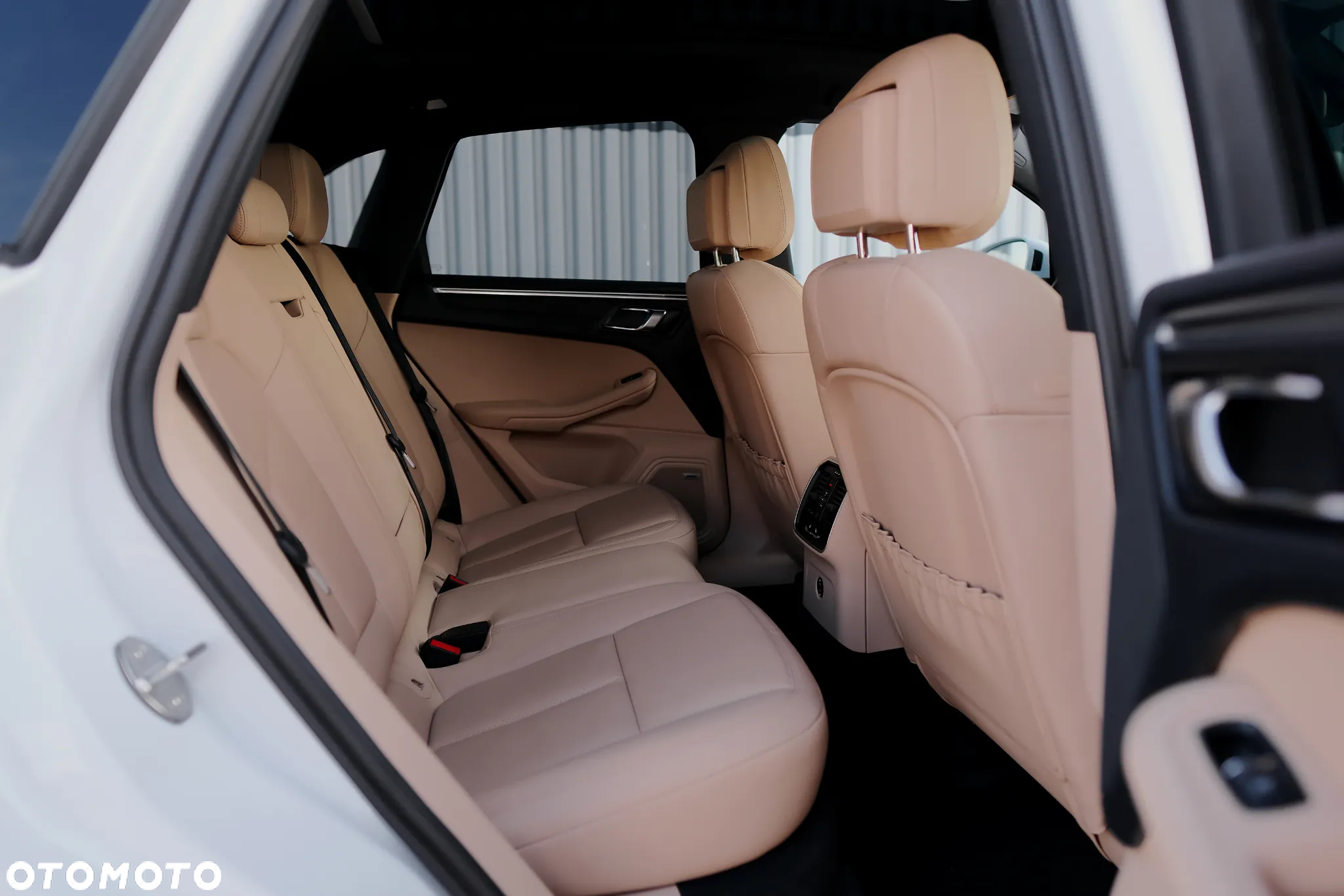 Porsche Macan - 25