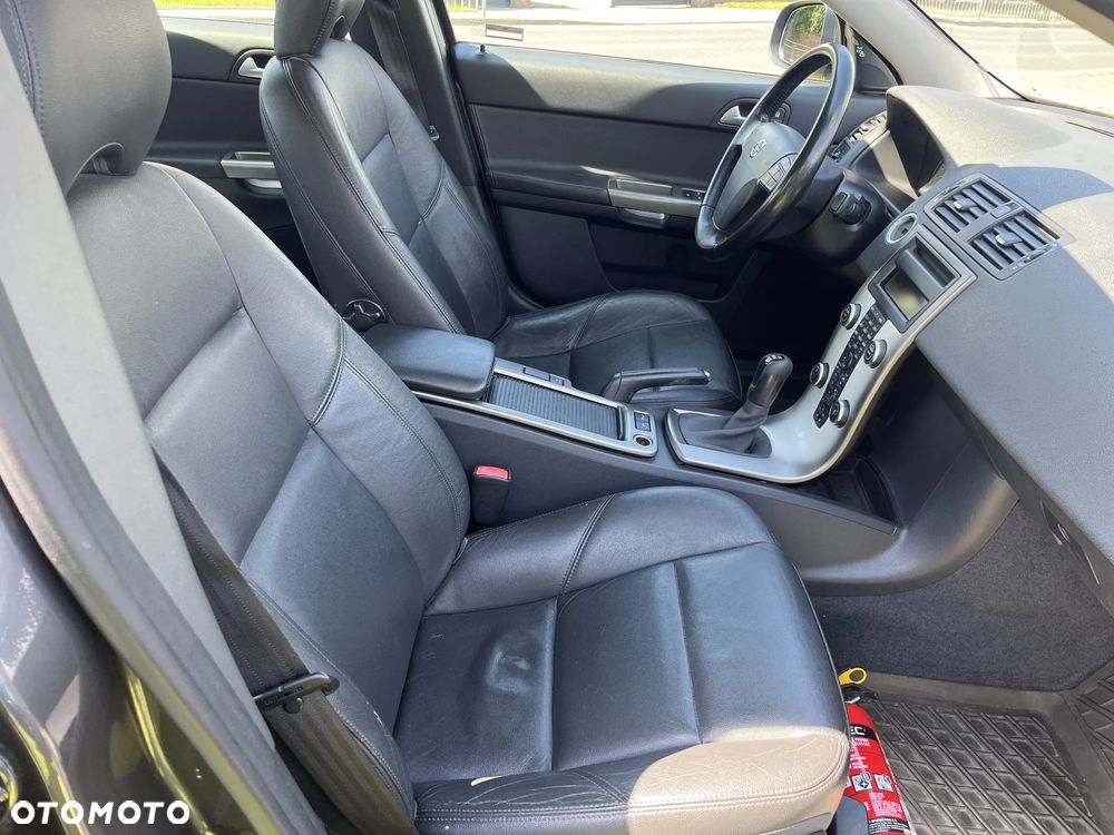 Volvo S40 1.6D Momentum - 19