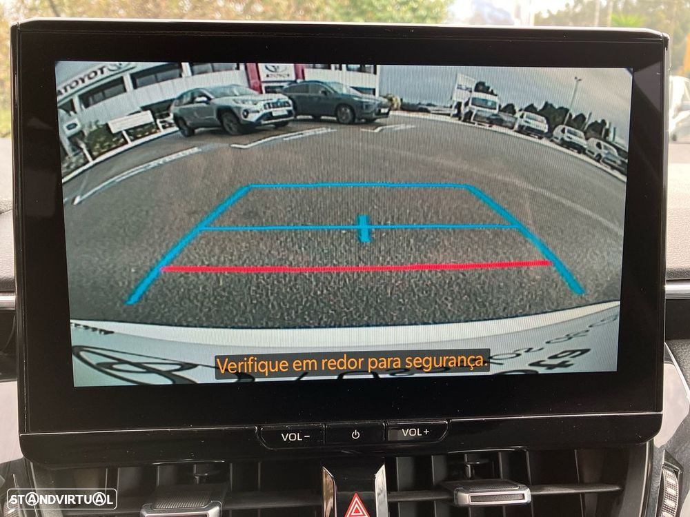 Toyota Corolla Touring Sports 1.8 Hybrid Comfort Plus - 25