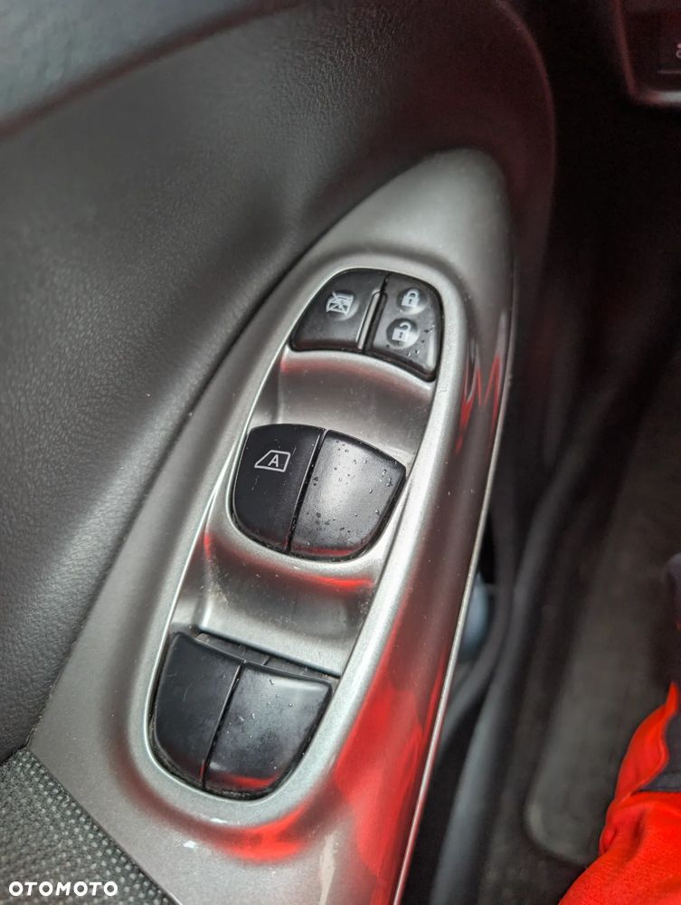 Nissan Juke 1.6 Tekna CVT - 12