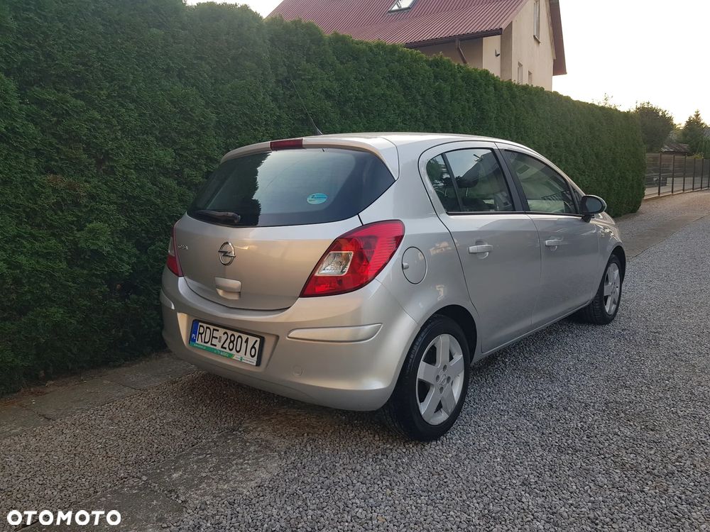 Opel Corsa - 8