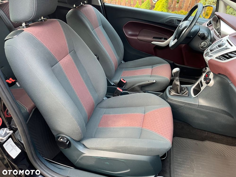 Ford Fiesta 1.4 Sport - 9