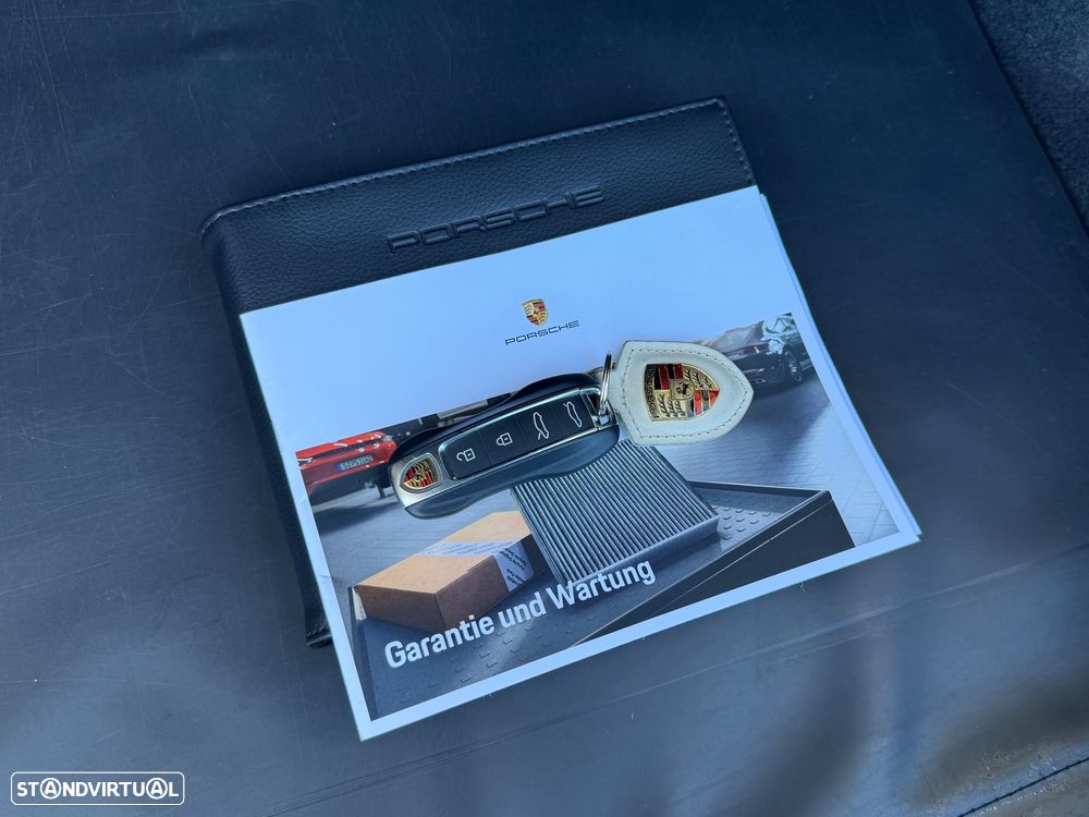 Porsche Taycan Sport Turismo Turbo S - 53