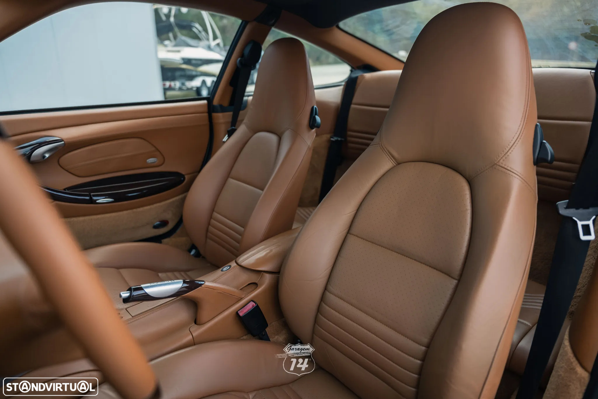 Porsche 911 (996) Carrera 4 S - 12