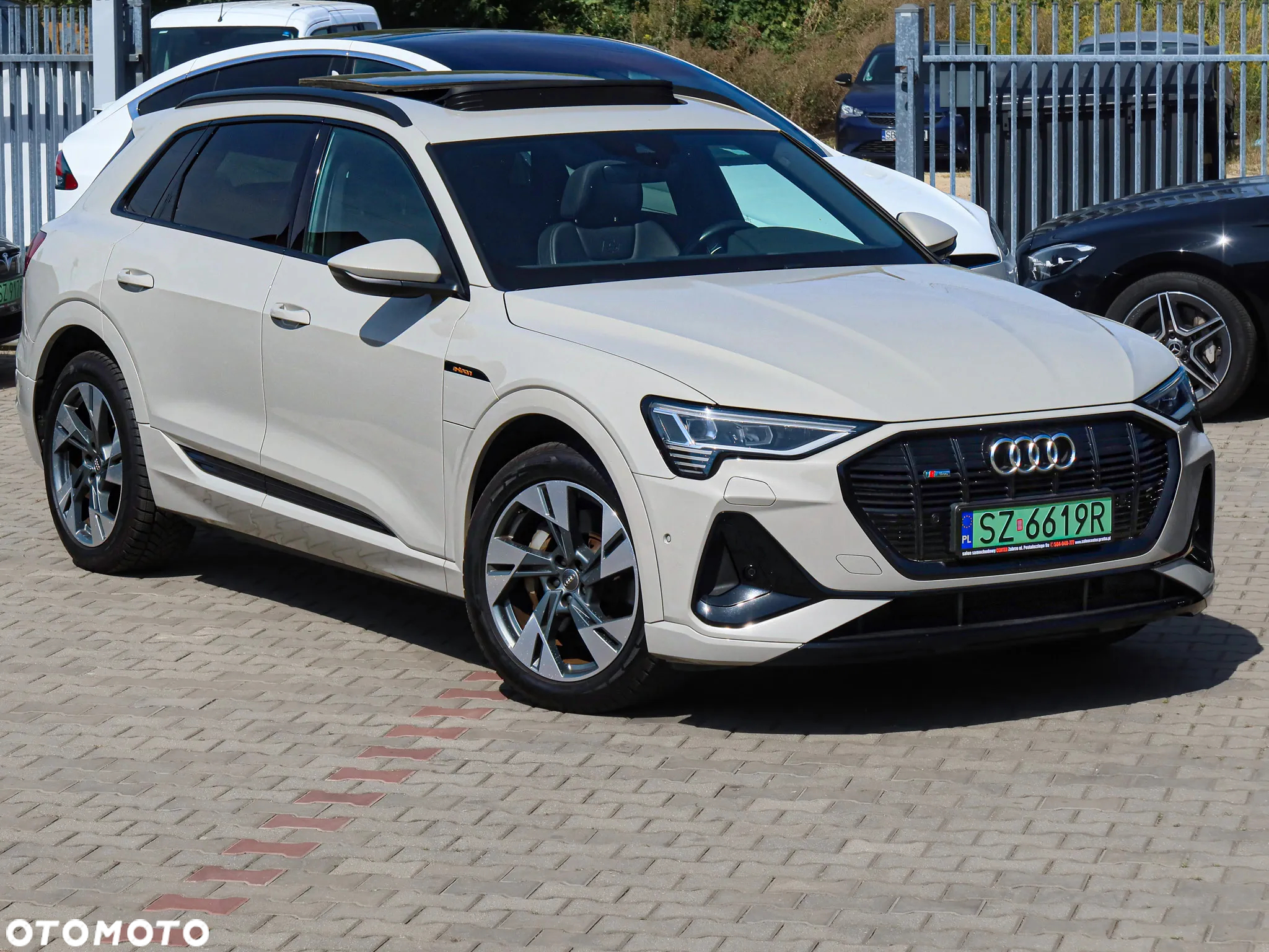 Audi e-tron 50 quattro S line - 28