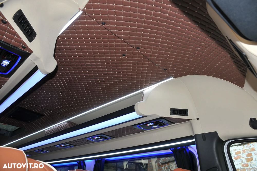 Mercedes-Benz SPRINTER - 21