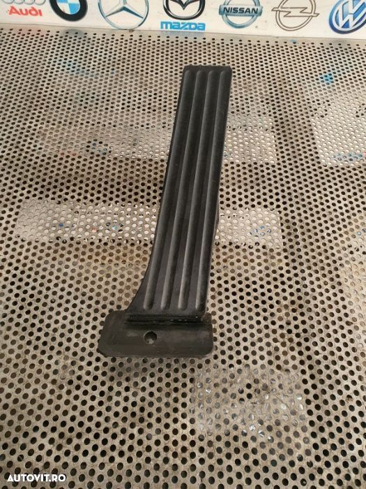 Pedala Acceleratie BMW F10 F11 F06 F12 F13 Volan Stanga 3.0 4.0 D N57 - 1