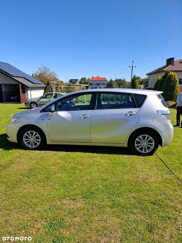 Toyota Verso 2.0 D-4D Premium - 7