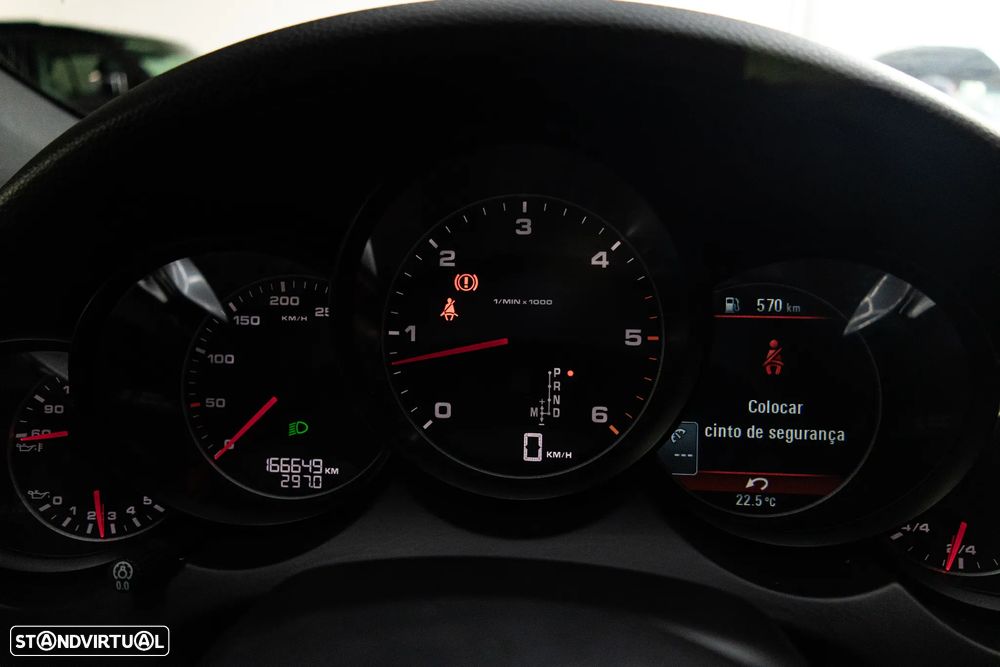 Porsche Cayenne Diesel Platinum Edition - 19