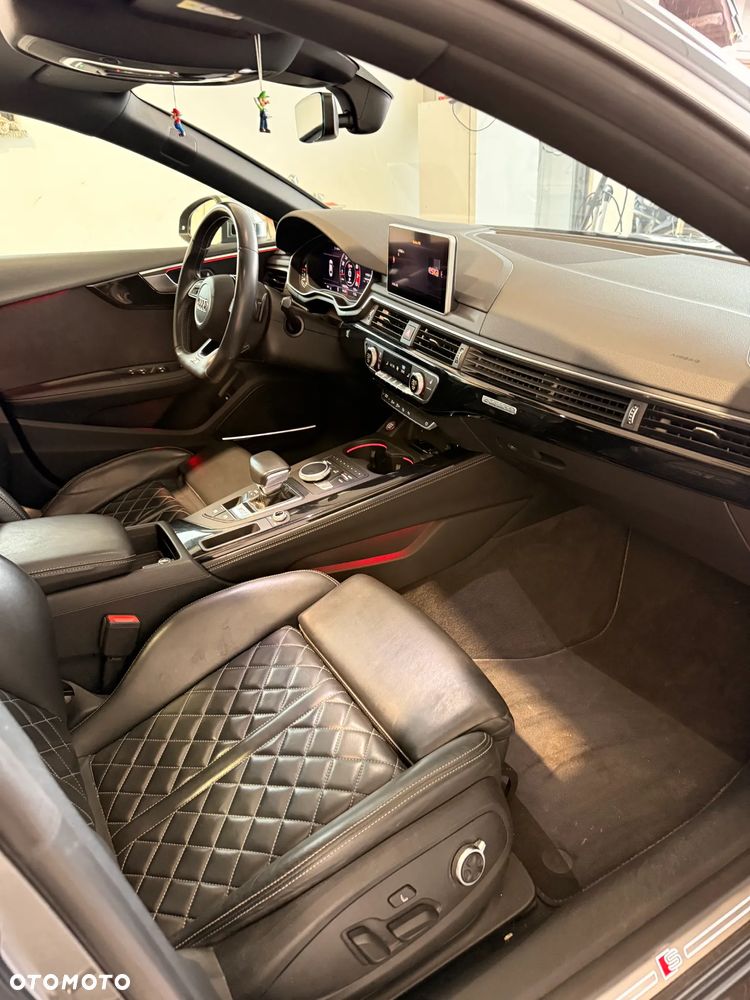 Audi S5 Coupé - 14