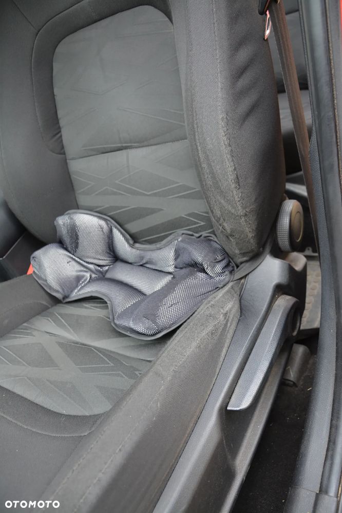 Kia Ceed - 19
