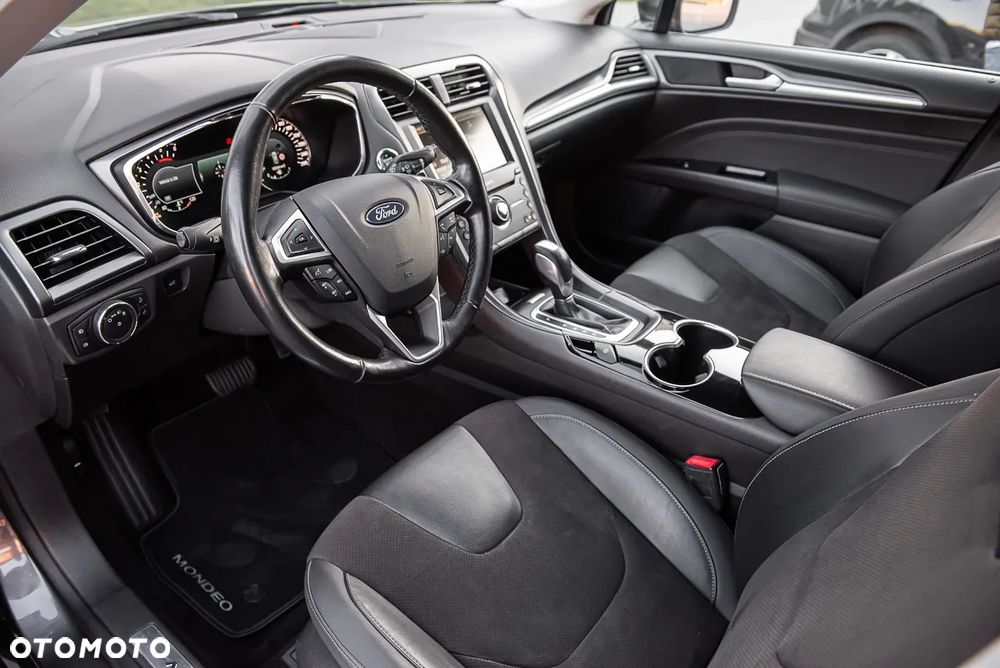 Ford Mondeo 2.0 TDCi Titanium PowerShift - 15
