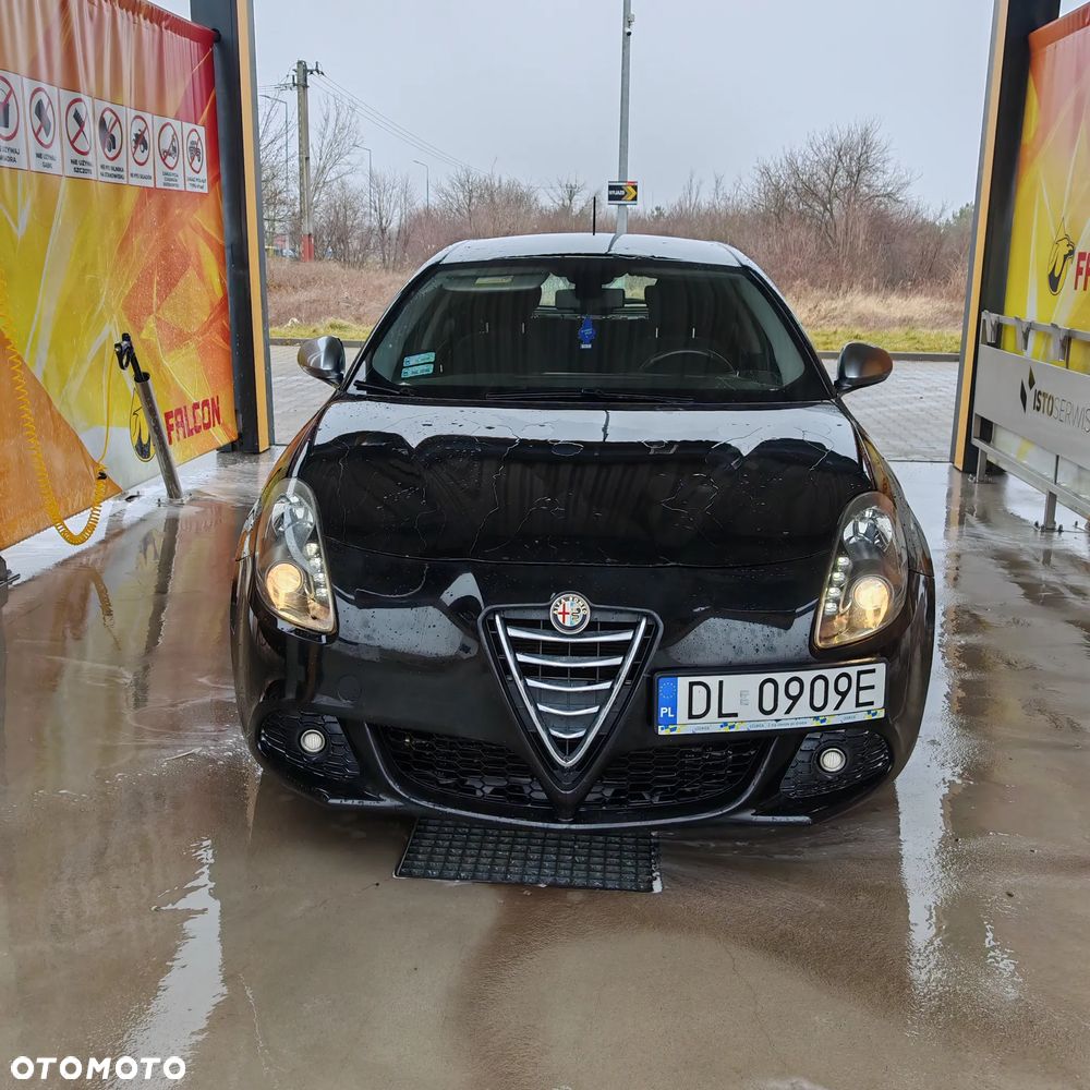 Alfa Romeo Giulietta - 1