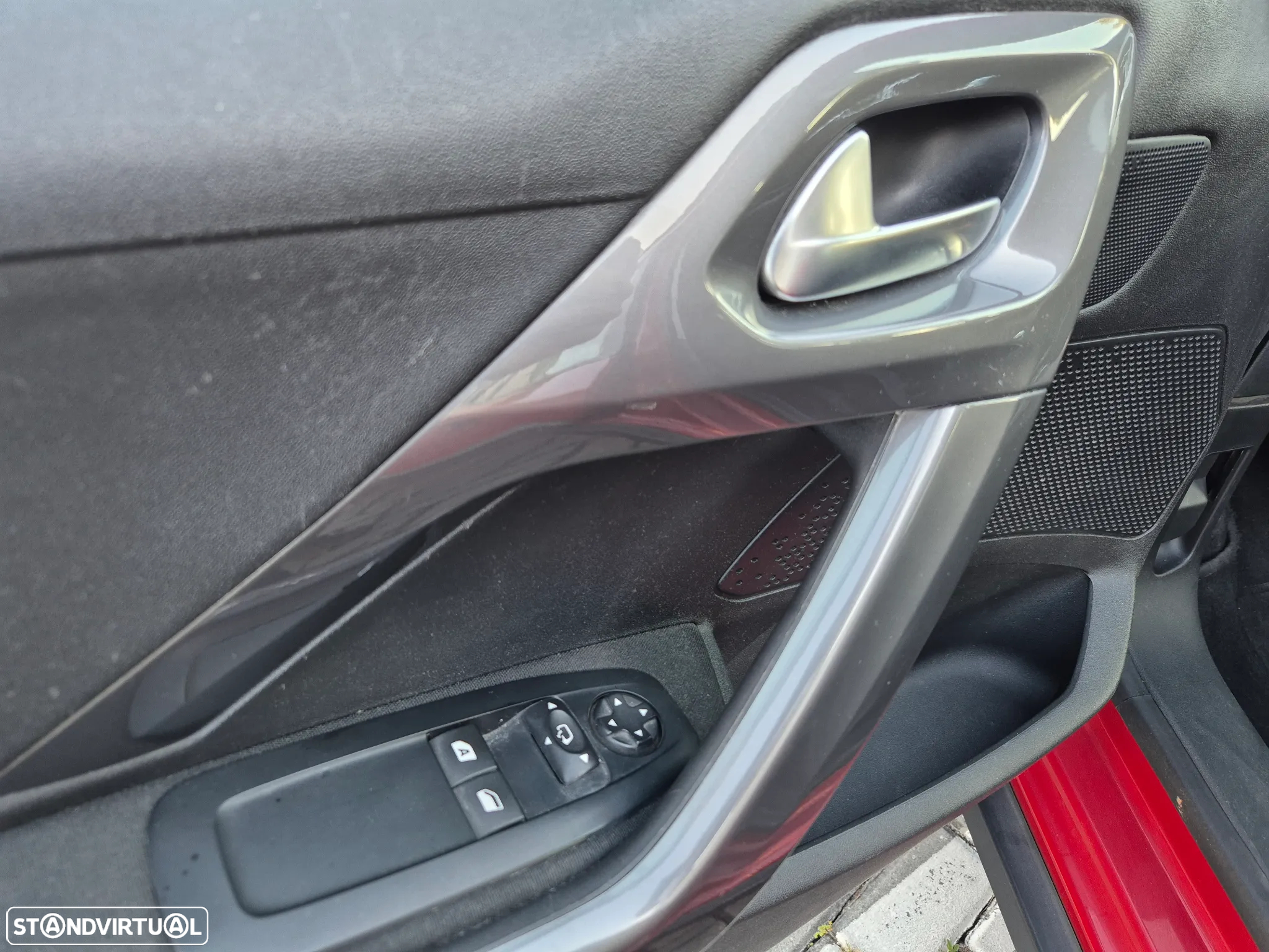 Peugeot 2008 1.5 BlueHDi Style - 12