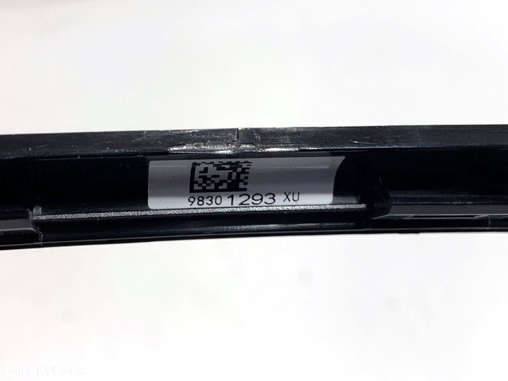 LISTWY DEKOR  OPEL CORSA F 2019 - 2022 1.2 (68) 74 kW [101 KM] benzyna 2019 - 2022 39176073 - 14