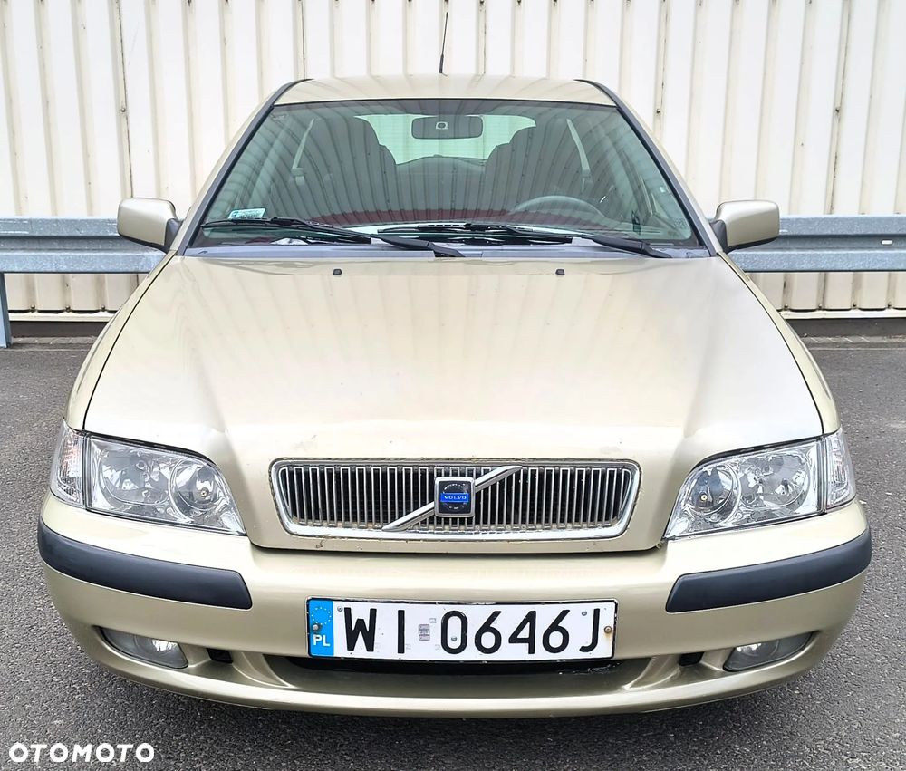 Volvo V40 - 9