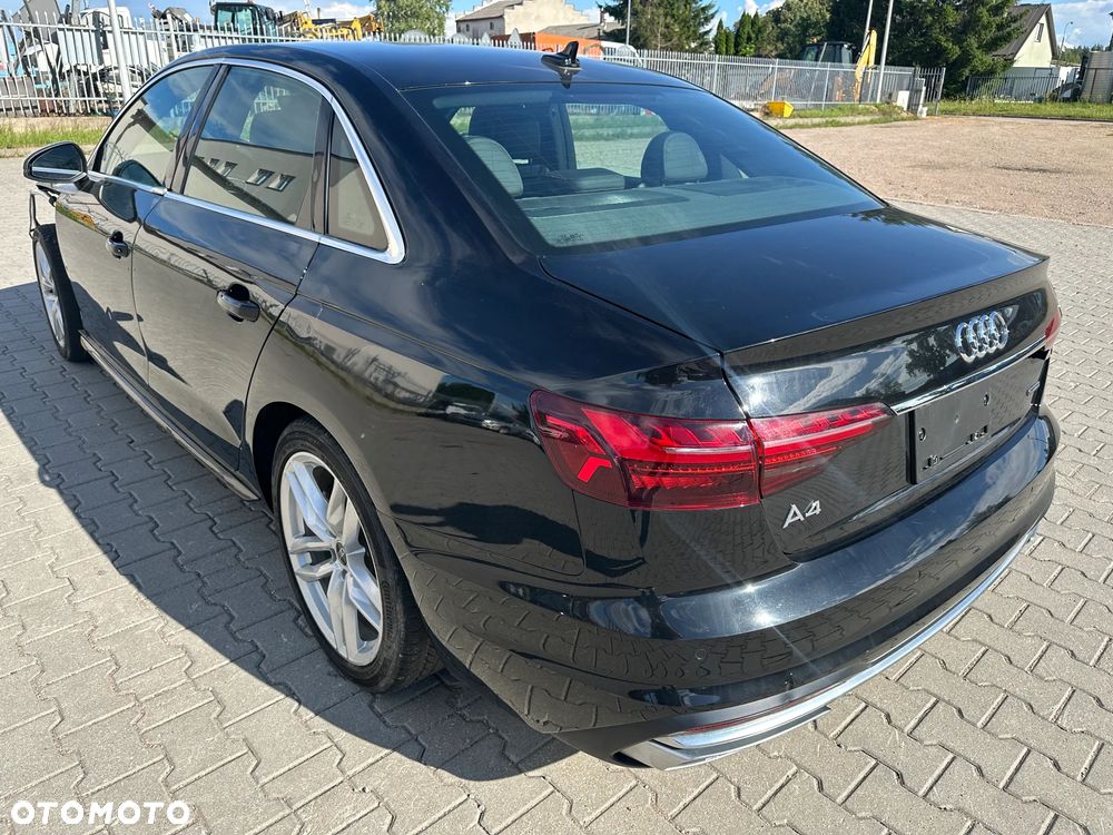 Audi A4 Limousine - 3