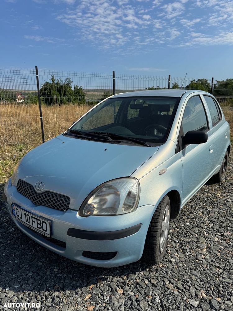 Toyota Yaris 1.0 Base AC - 1