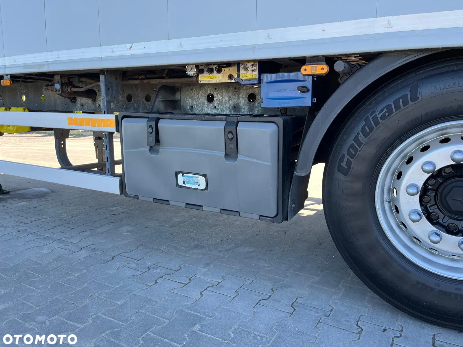 Knapen Trailers RUCHOMA PODŁOGA / 92m3 / SUPER STAN / TOP - 26