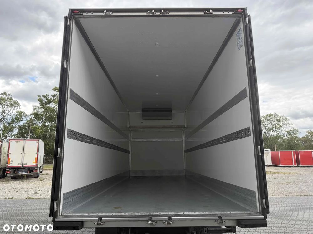 MAN TGX 26.500 CHŁODNIA THERMO KING OŚ SKRĘTNA - 5