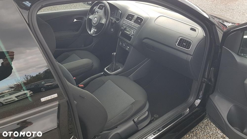 Volkswagen Polo - 16
