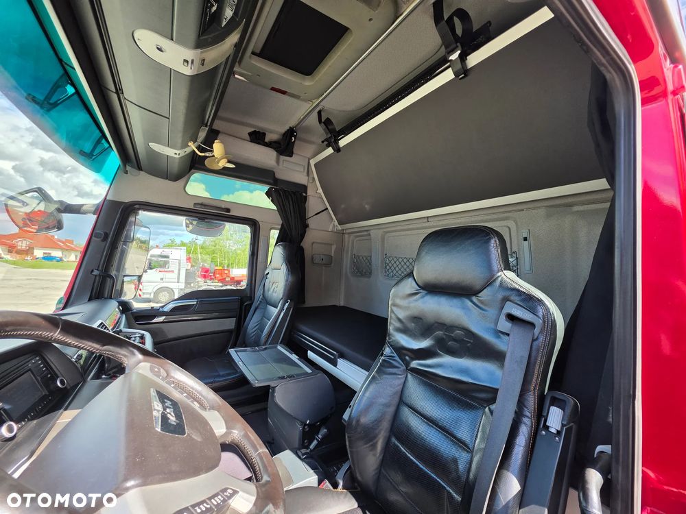 MAN TGX 41.680xxl v8 - 10