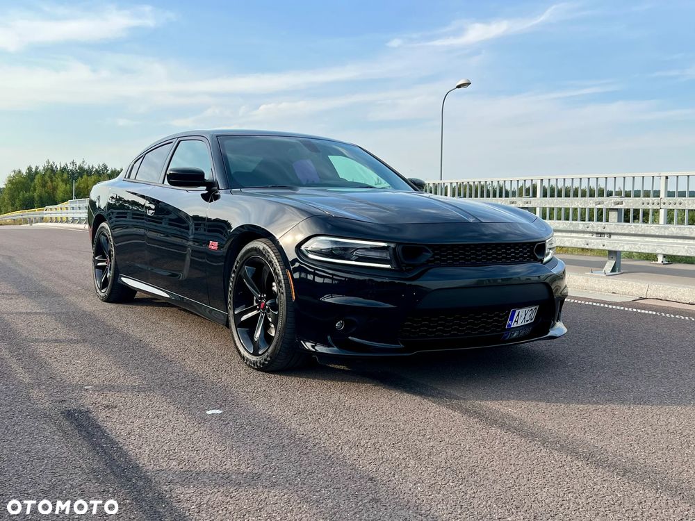 Dodge Charger 5.7 R/T - 16