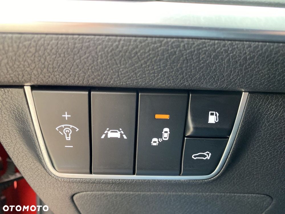 Kia Stinger - 24