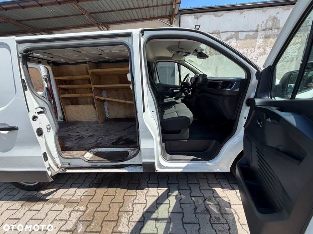 Renault TRAFIC BOGATA WERSJA!! Martwe pole, Park Assist, NAWIGACJA KLIMATYZACJA TEMPOMAT, świeżo sprowadzony, OKAZJA !!!! - 20