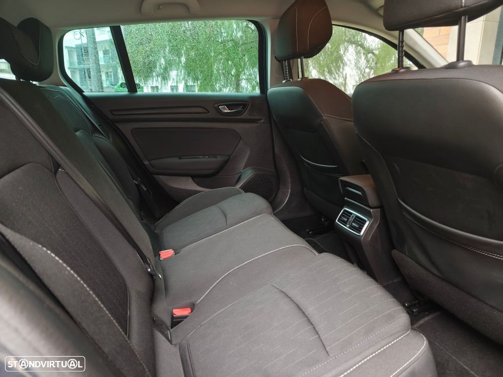 Renault Mégane Sport Tourer 1.3 TCe Limited - 11