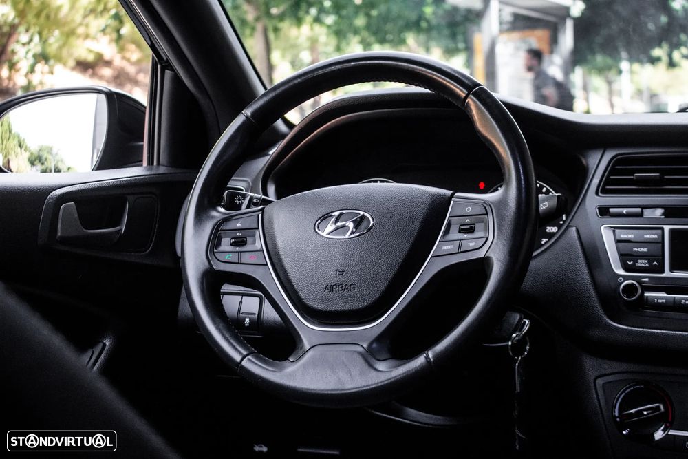 Hyundai i20 1.1 CRDi Comfort - 30