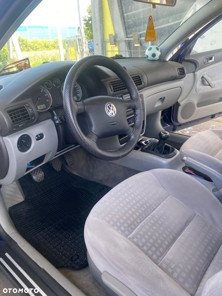 Volkswagen Passat Variant - 12