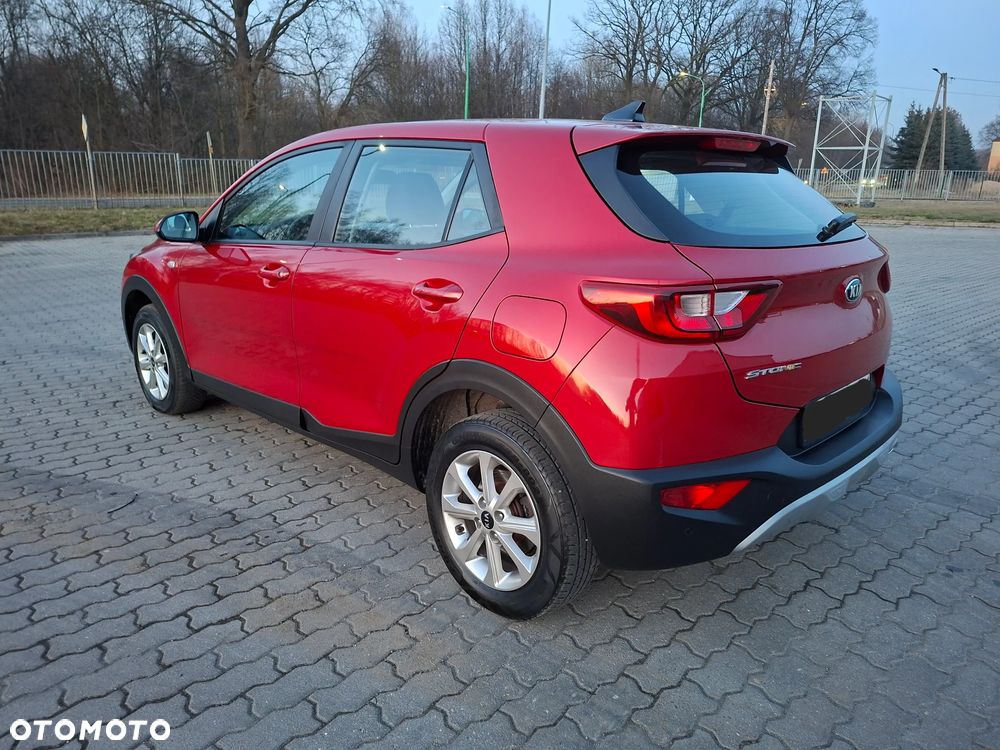 Kia Stonic - 8