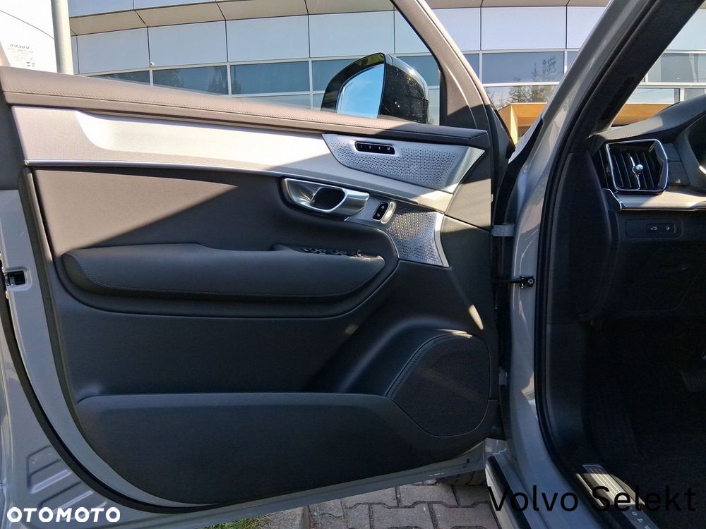 Volvo XC 90 - 19