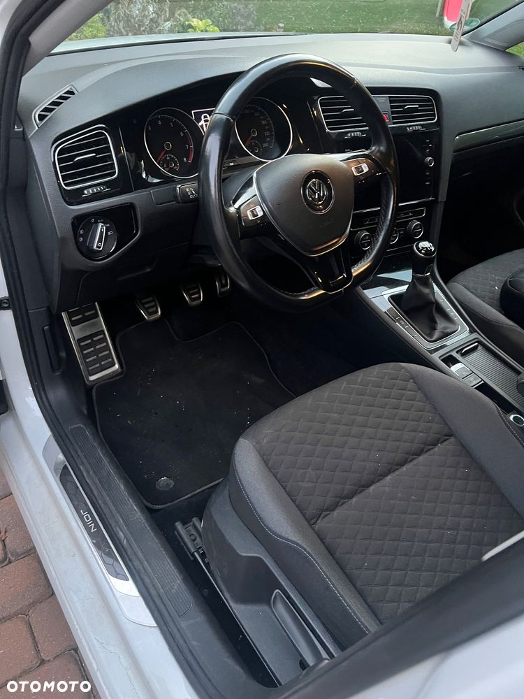 Volkswagen Golf 1.0 TSI BMT City - 2