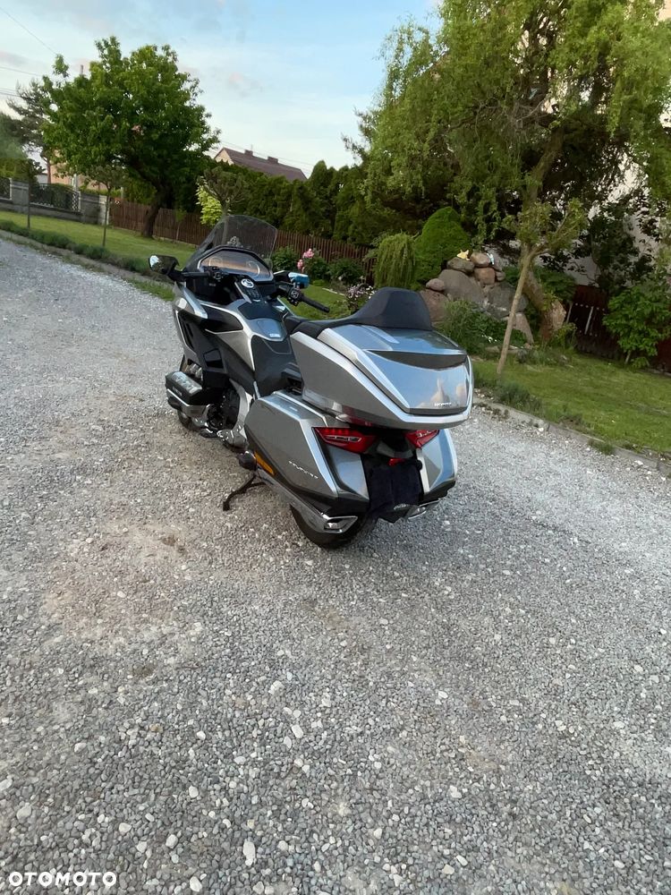Honda GL - 4