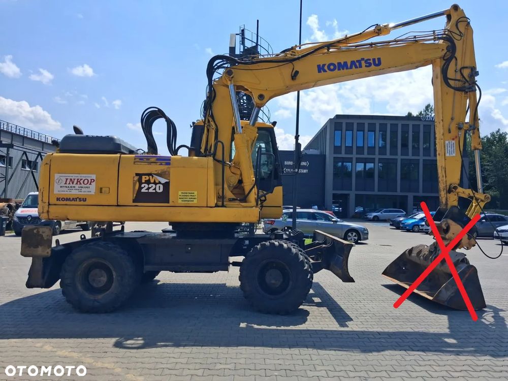 Komatsu PW220-7E0 - 8