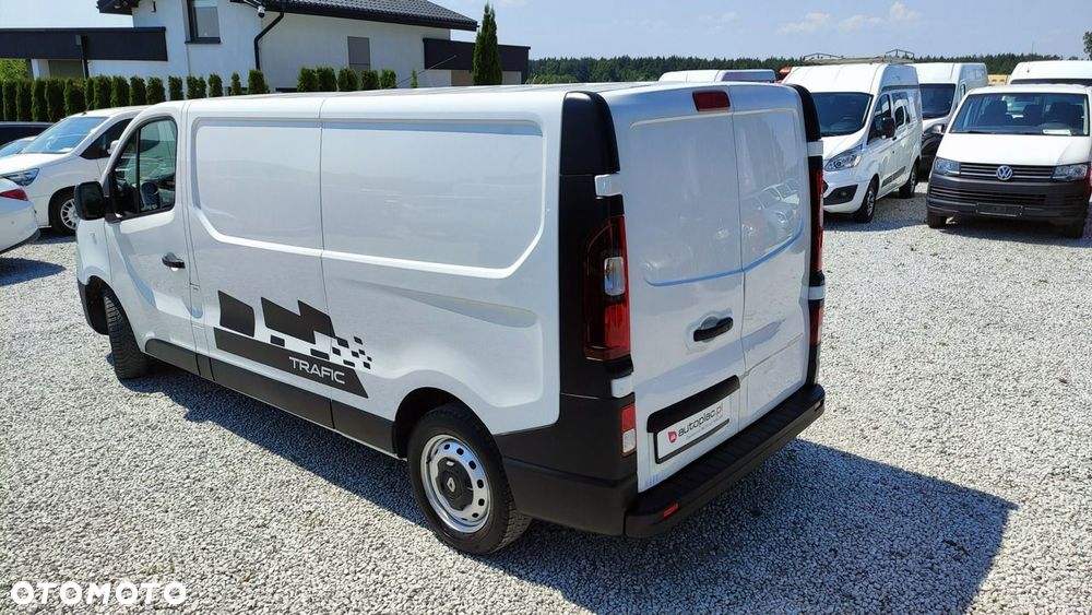 Renault Trafic - 13